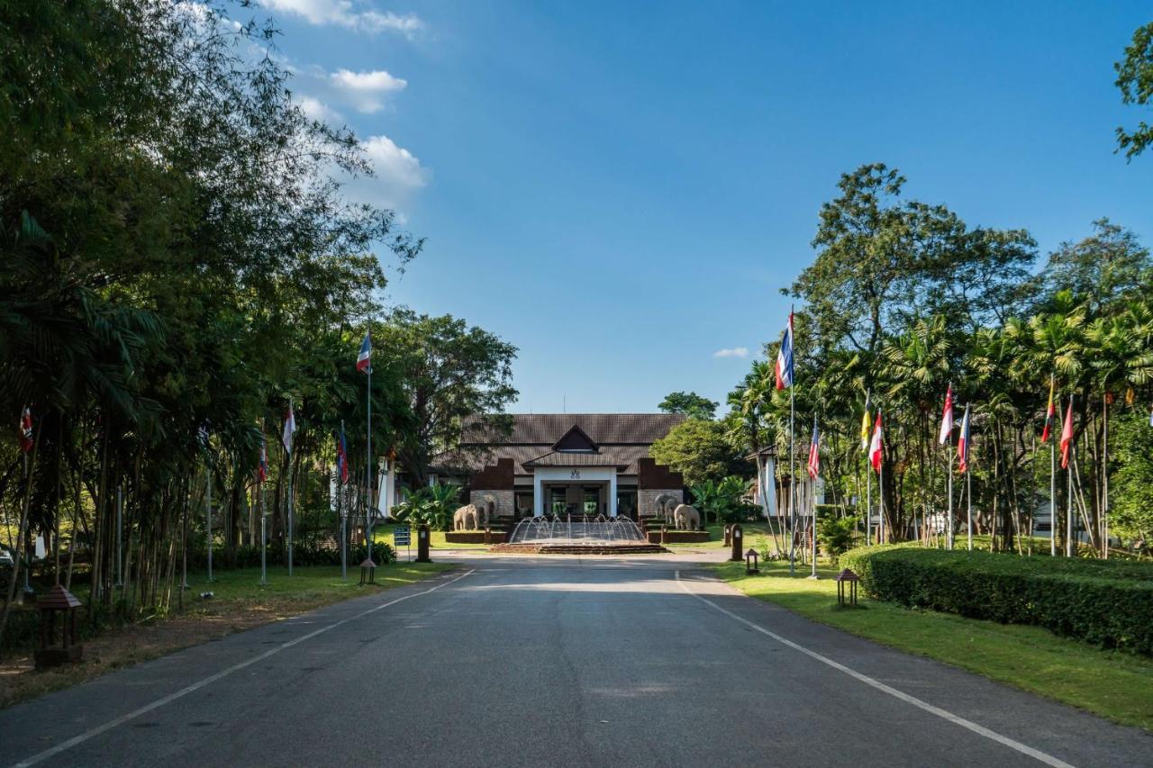 Tawa Ravadee Resort Prachinburi, A Member Of Worldhotels Distinctive Si Maha Phot Exterior foto